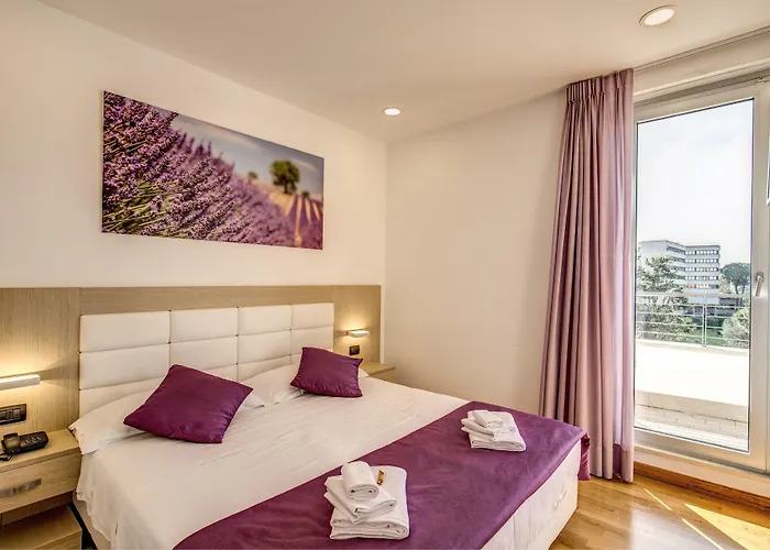 Otel Ginevra Palace 3*