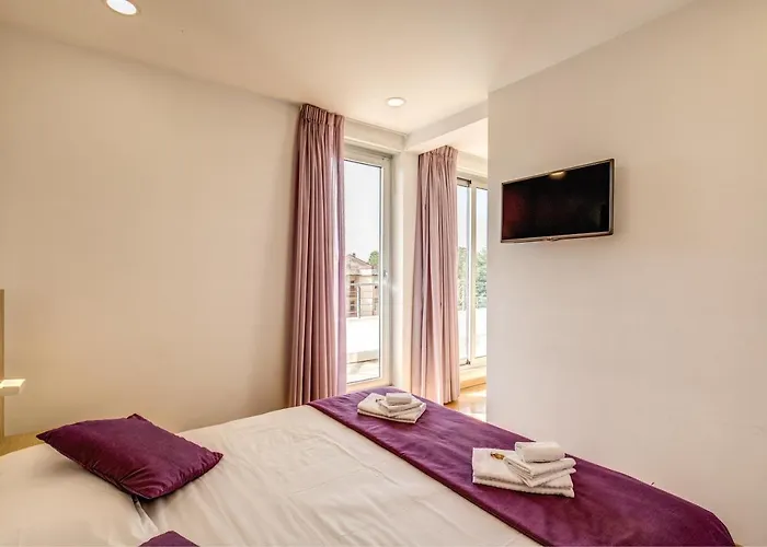 Ginevra Palace Otel